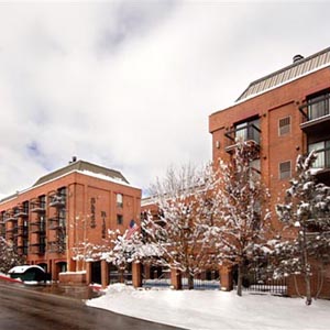 Shadow Ridge Resort Hotel